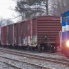 MDDE 801 exchanging freight cars